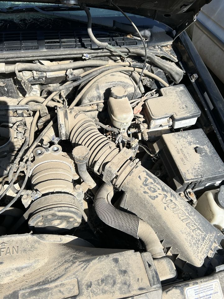 https://f005.backblazeb2.com/file/img-partshotlines-com/Inventory/EX423/Vehicle/13814_02.jpg
