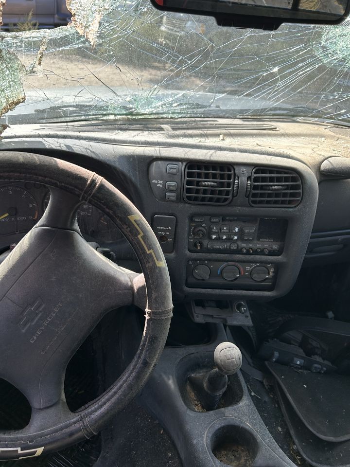 https://f005.backblazeb2.com/file/img-partshotlines-com/Inventory/EX423/Vehicle/13814_11.jpg