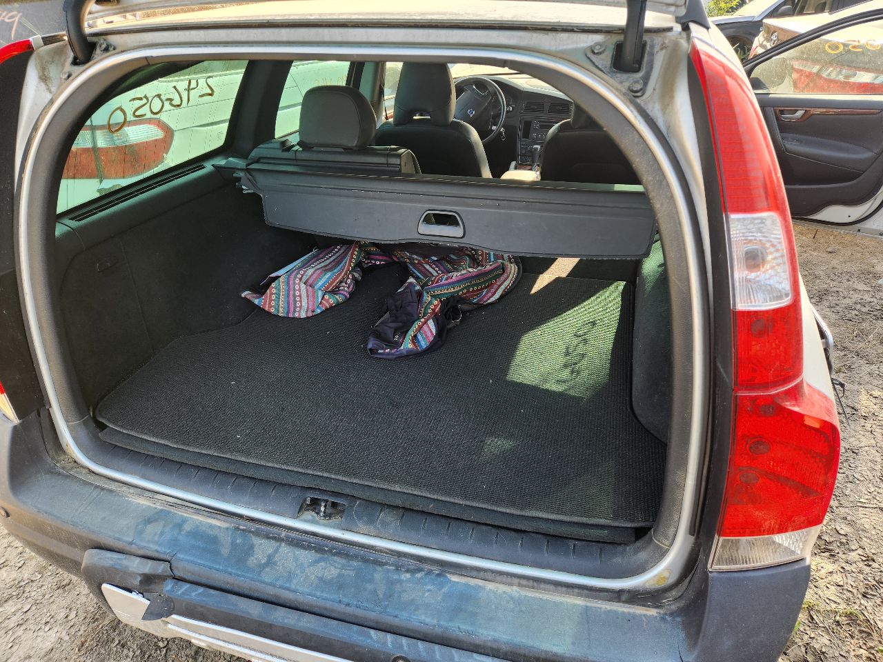 https://f005.backblazeb2.com/file/img-partshotlines-com/Inventory/EX423/Vehicle/14430_01.jpg