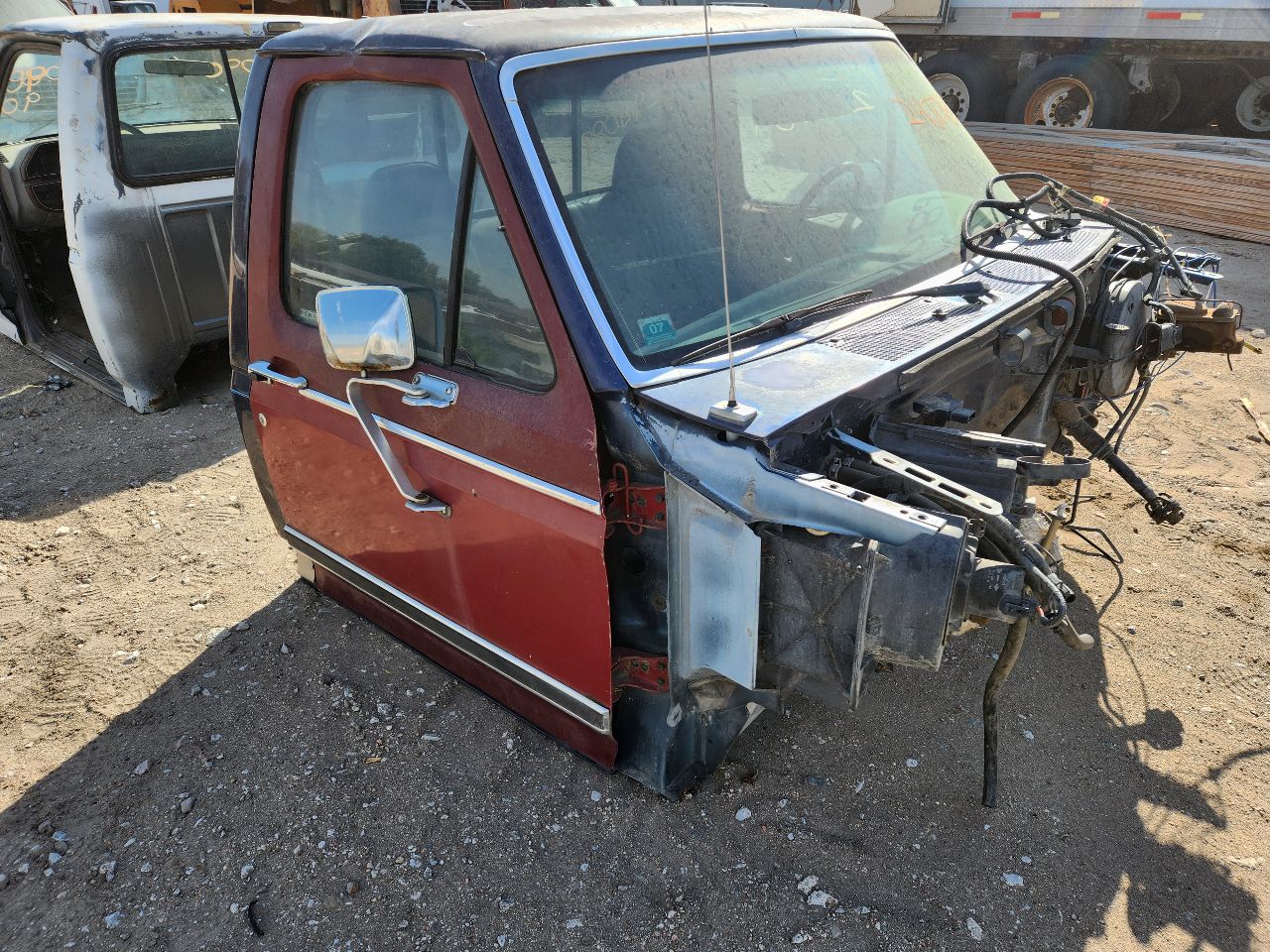 https://f005.backblazeb2.com/file/img-partshotlines-com/Inventory/EX423/Vehicle/14650_04.jpg