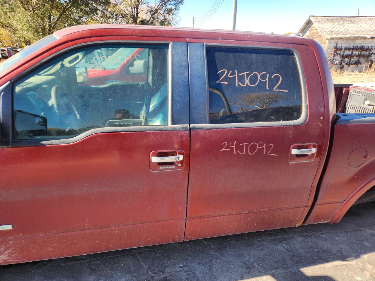 https://f005.backblazeb2.com/file/img-partshotlines-com/Inventory/EX423/Vehicle/14661_06.jpg