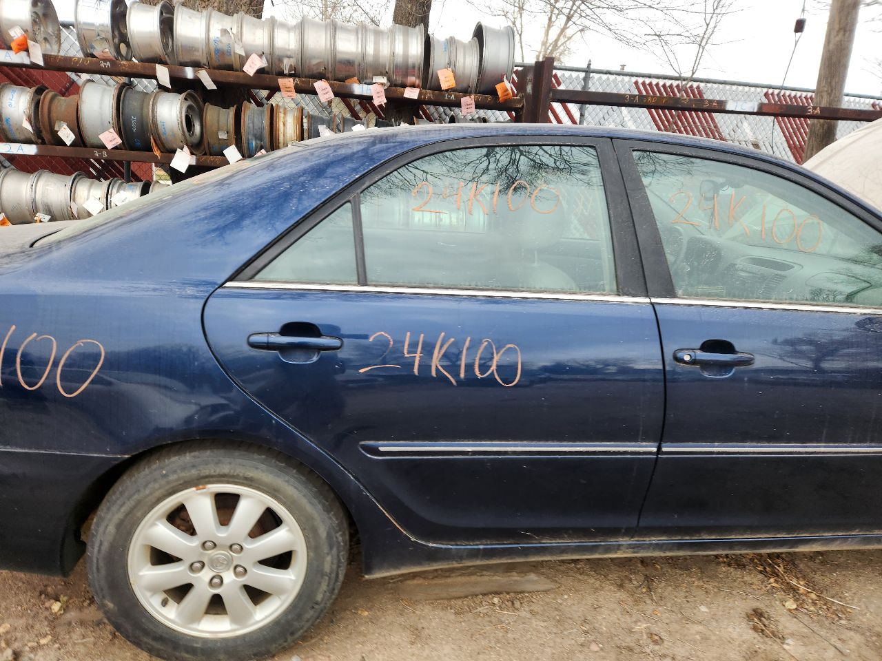 https://f005.backblazeb2.com/file/img-partshotlines-com/Inventory/EX423/Vehicle/14727_11.jpg