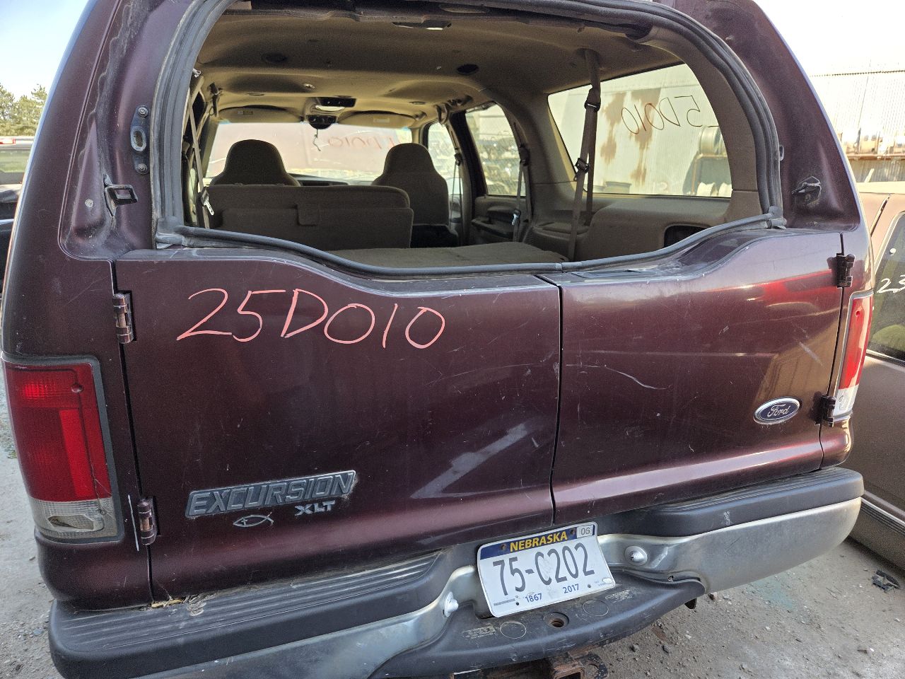 https://f005.backblazeb2.com/file/img-partshotlines-com/Inventory/EX423/Vehicle/15004_11.jpg