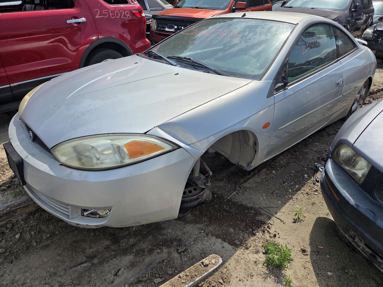 https://f005.backblazeb2.com/file/img-partshotlines-com/Inventory/EX423/Vehicle/15245_02.jpg