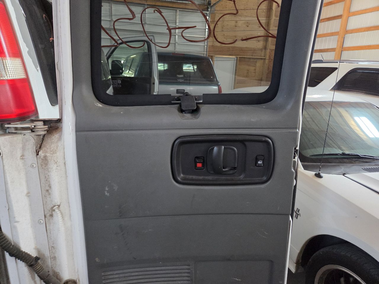 https://f005.backblazeb2.com/file/img-partshotlines-com/Inventory/EX423/Vehicle/15282_04.jpg