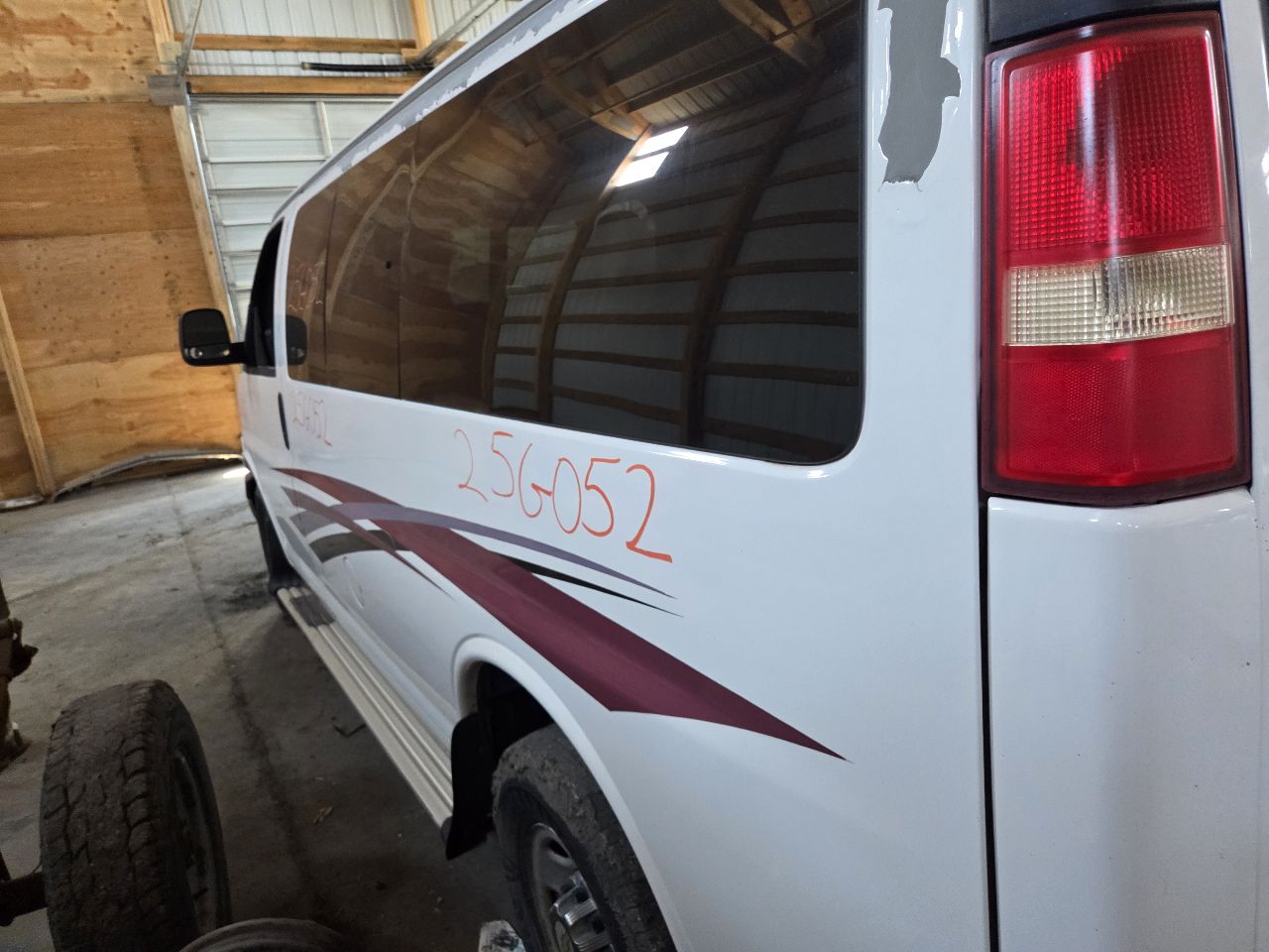 https://f005.backblazeb2.com/file/img-partshotlines-com/Inventory/EX423/Vehicle/15282_10.jpg