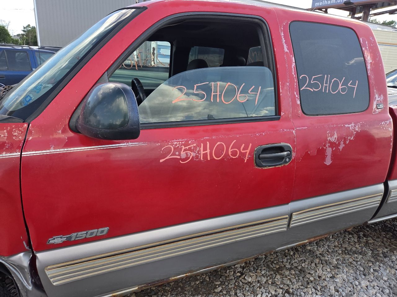 https://f005.backblazeb2.com/file/img-partshotlines-com/Inventory/EX423/Vehicle/15334_09.jpg
