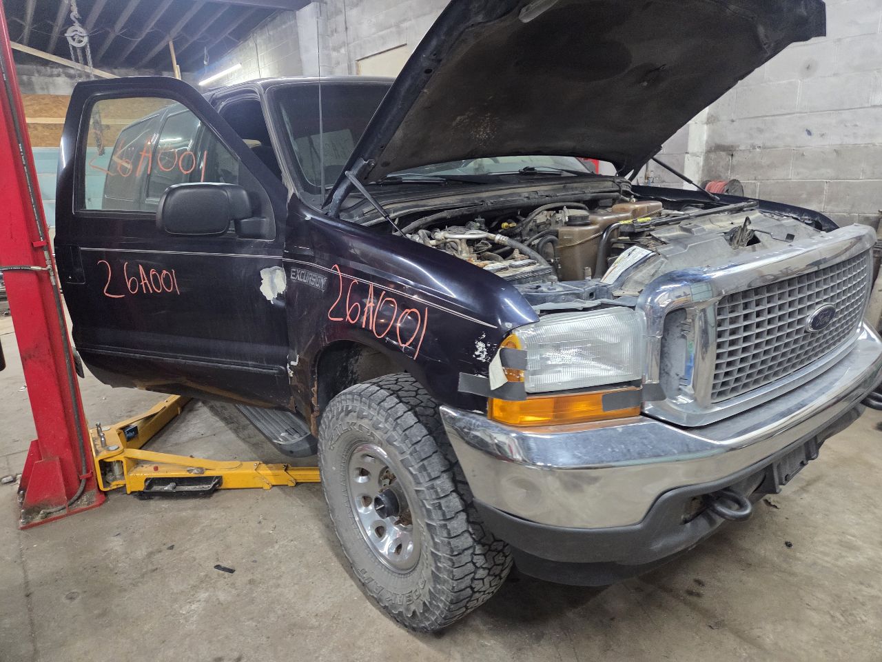 https://f005.backblazeb2.com/file/img-partshotlines-com/Inventory/EX423/Vehicle/15668_02.jpg