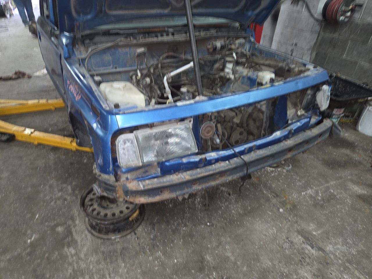 https://f005.backblazeb2.com/file/img-partshotlines-com/Inventory/EX423/Vehicle/15812_01.jpg
