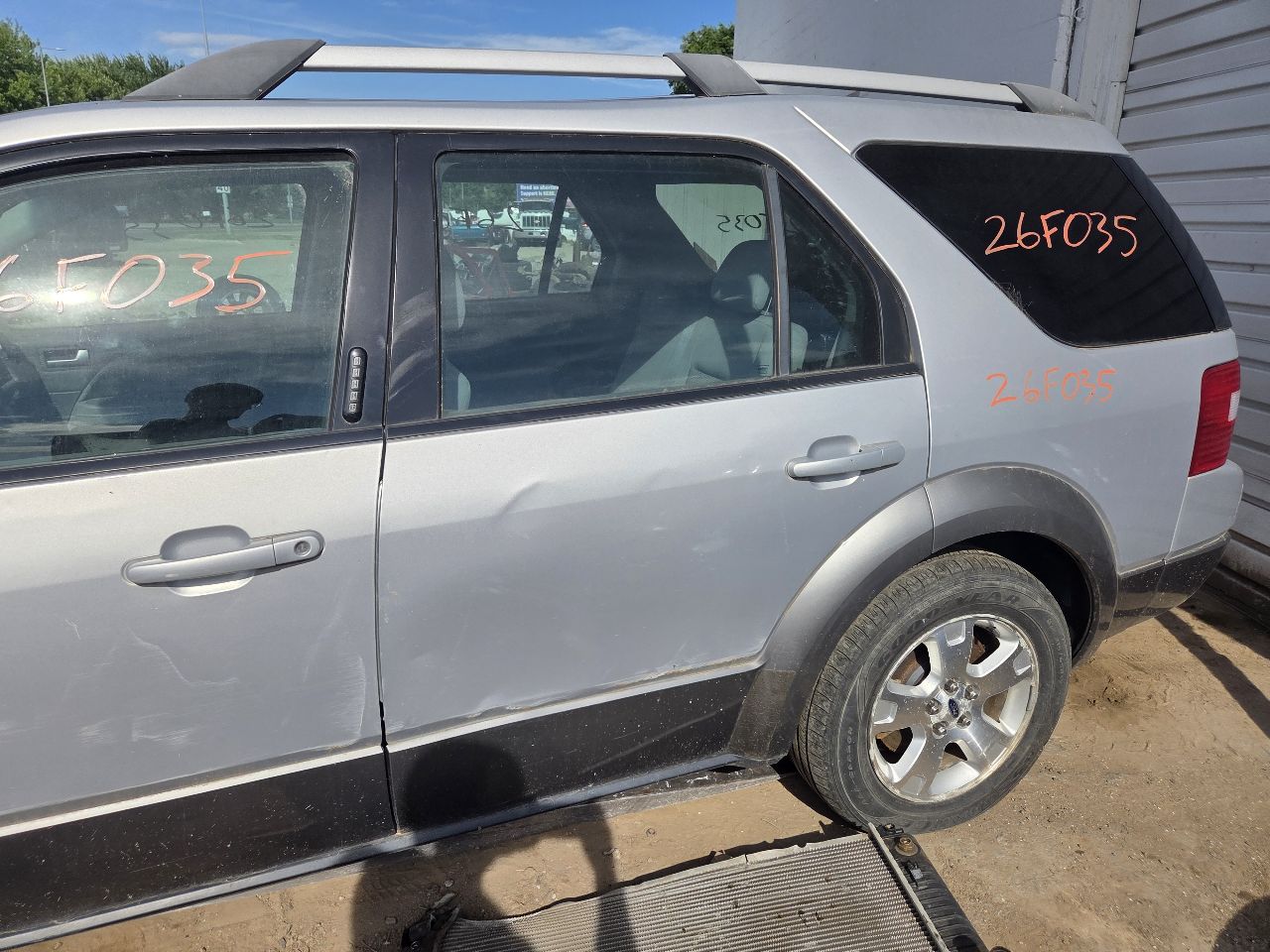https://f005.backblazeb2.com/file/img-partshotlines-com/Inventory/EX423/Vehicle/15917_06.jpg