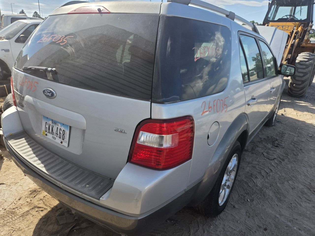 https://f005.backblazeb2.com/file/img-partshotlines-com/Inventory/EX423/Vehicle/15917_12.jpg