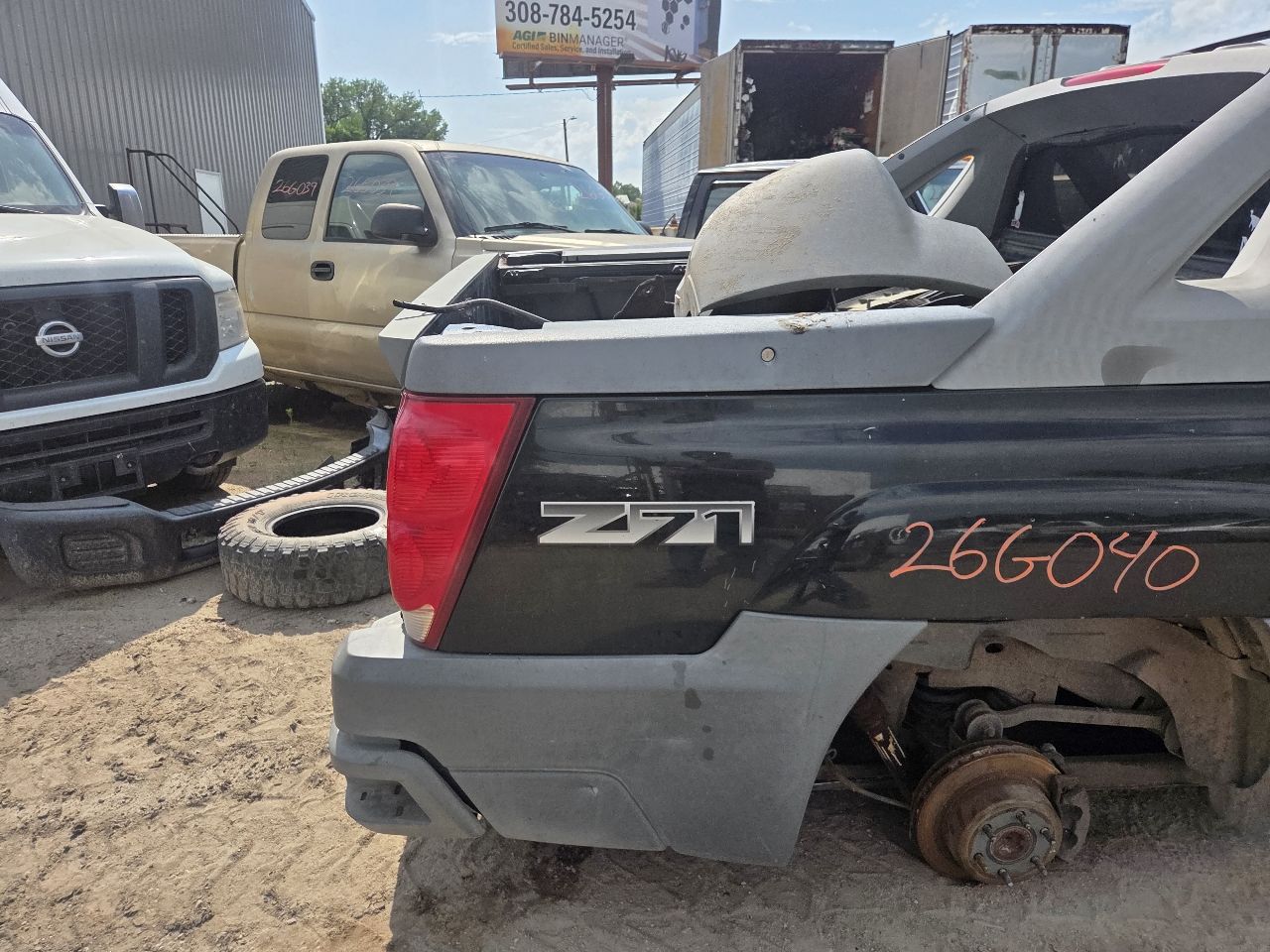 https://f005.backblazeb2.com/file/img-partshotlines-com/Inventory/EX423/Vehicle/15956_09.jpg
