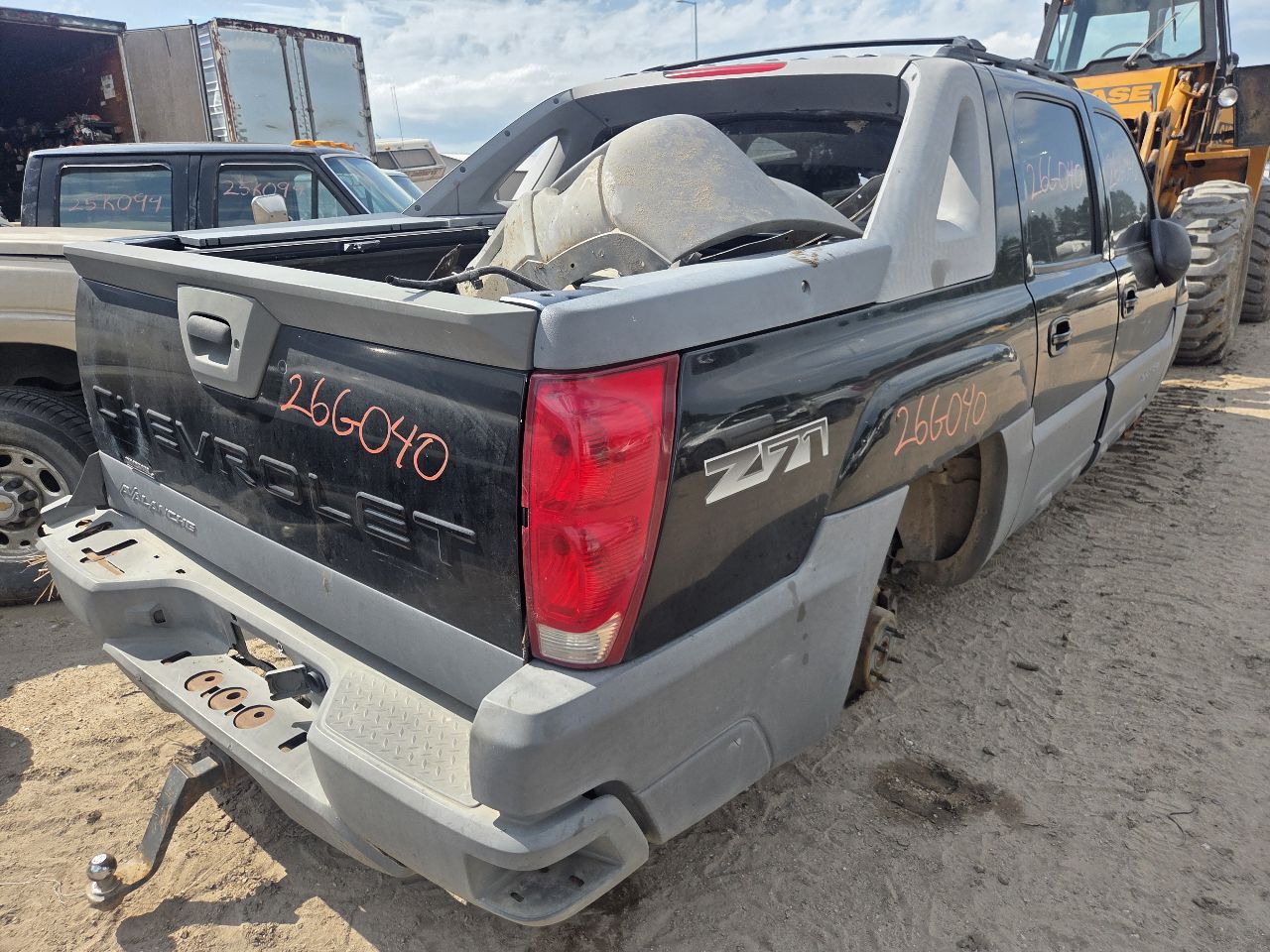 https://f005.backblazeb2.com/file/img-partshotlines-com/Inventory/EX423/Vehicle/15956_10.jpg