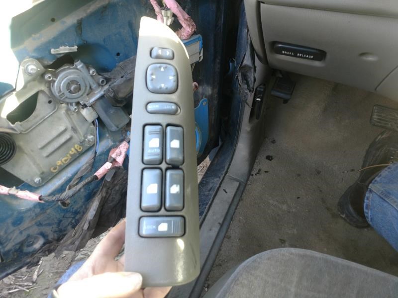 https://f005.backblazeb2.com/file/img-partshotlines-com/Inventory/EX423/Vehicle/7928_12.jpg