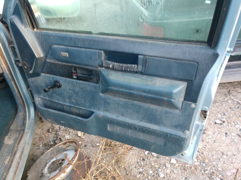 https://f005.backblazeb2.com/file/img-partshotlines-com/Inventory/EX423/Vehicle/8872_10.jpg