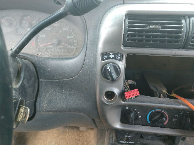 https://f005.backblazeb2.com/file/img-partshotlines-com/Inventory/EX423/Vehicle/9846_01.jpg