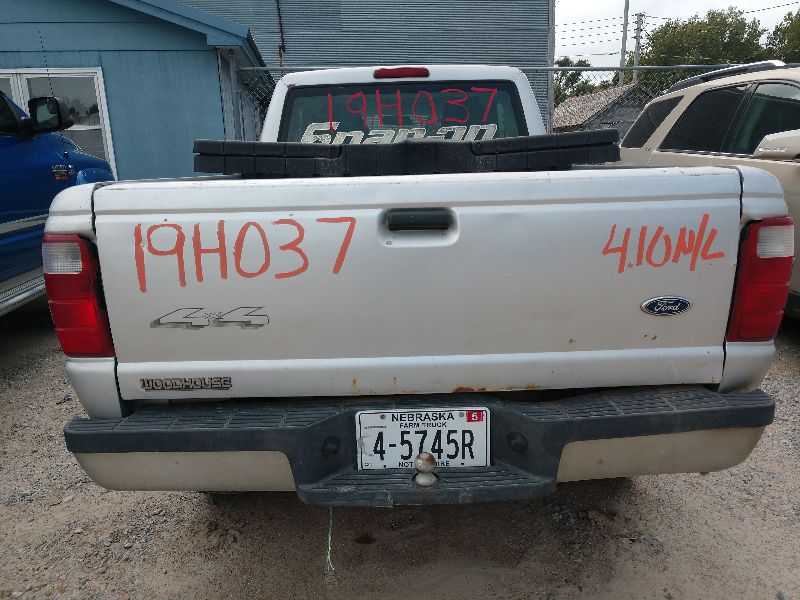 https://f005.backblazeb2.com/file/img-partshotlines-com/Inventory/EX423/Vehicle/9846_10.jpg