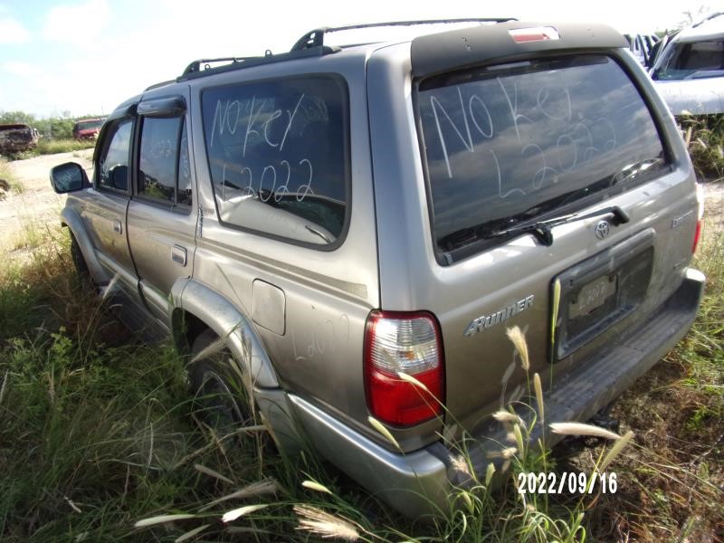 https://f005.backblazeb2.com/file/img-partshotlines-com/Inventory/EX427/Vehicle/1066_05.jpg