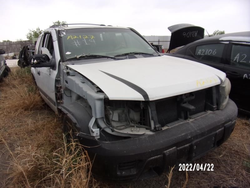 https://f005.backblazeb2.com/file/img-partshotlines-com/Inventory/EX427/Vehicle/1103_01.jpg