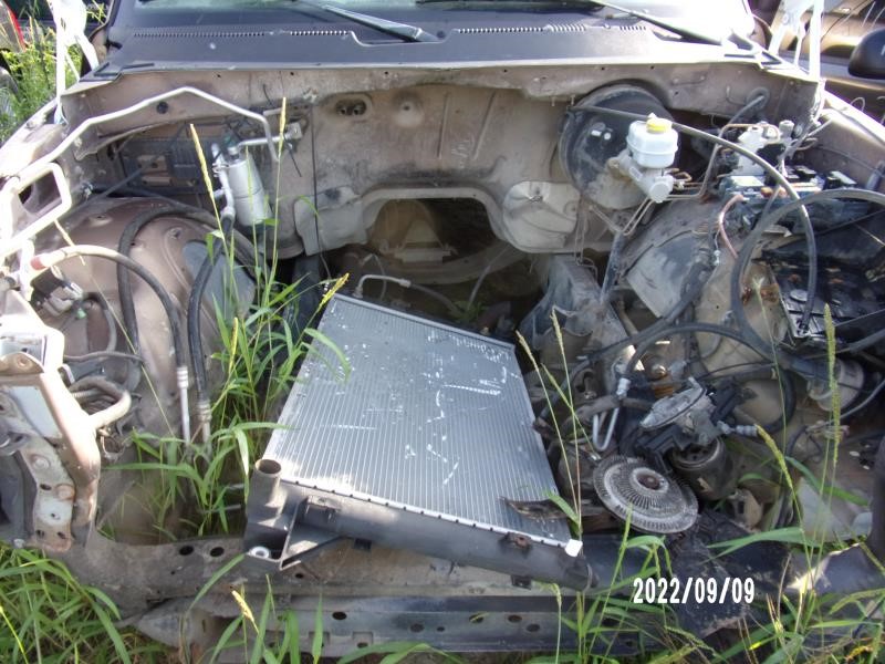 https://f005.backblazeb2.com/file/img-partshotlines-com/Inventory/EX427/Vehicle/1132_06.jpg