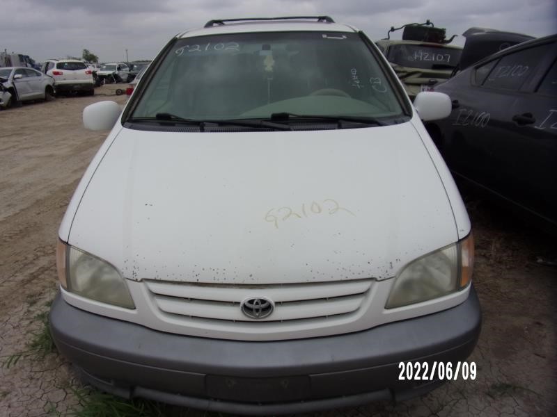 https://f005.backblazeb2.com/file/img-partshotlines-com/Inventory/EX427/Vehicle/1323_02.jpg