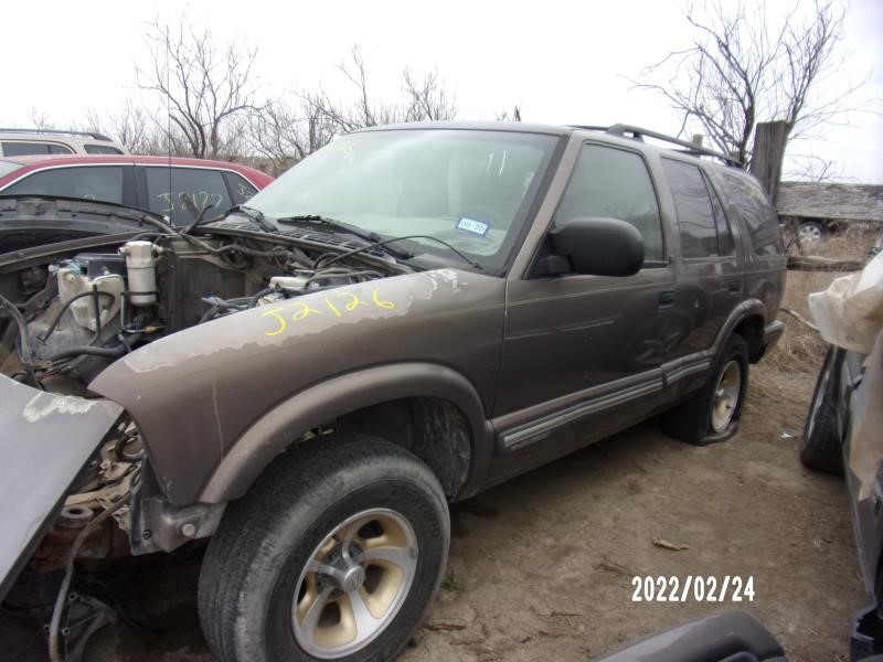 https://f005.backblazeb2.com/file/img-partshotlines-com/Inventory/EX427/Vehicle/1474_02.jpg