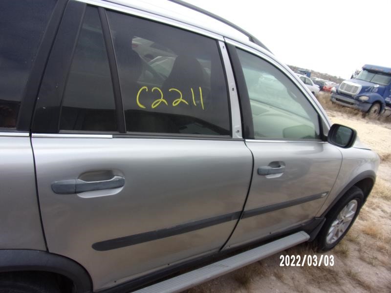 https://f005.backblazeb2.com/file/img-partshotlines-com/Inventory/EX427/Vehicle/1652_07.jpg