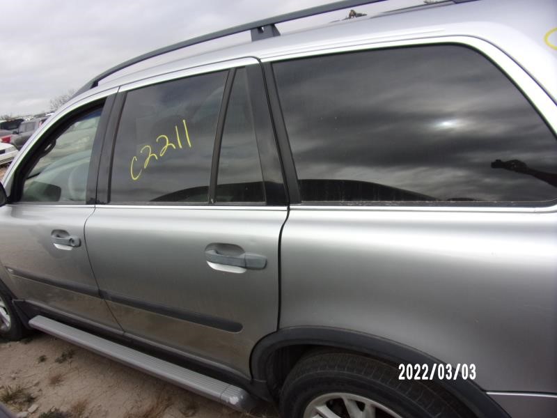 https://f005.backblazeb2.com/file/img-partshotlines-com/Inventory/EX427/Vehicle/1652_08.jpg