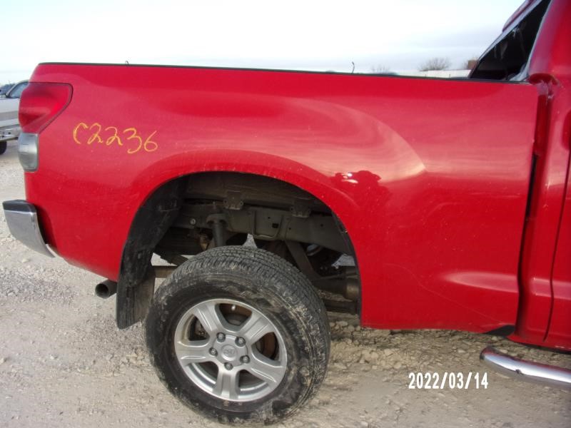 https://f005.backblazeb2.com/file/img-partshotlines-com/Inventory/EX427/Vehicle/1677_08.jpg
