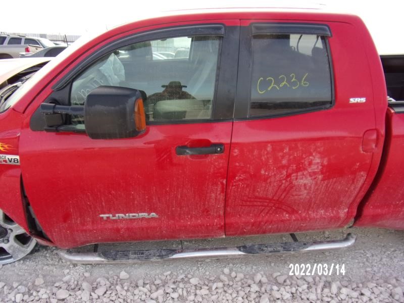 https://f005.backblazeb2.com/file/img-partshotlines-com/Inventory/EX427/Vehicle/1677_09.jpg