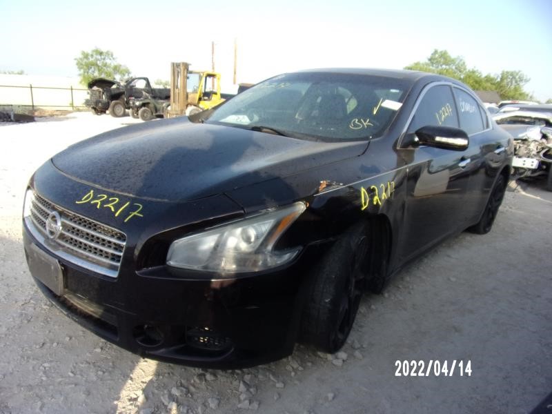 https://f005.backblazeb2.com/file/img-partshotlines-com/Inventory/EX427/Vehicle/1734_01.jpg