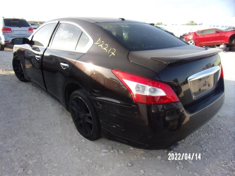 https://f005.backblazeb2.com/file/img-partshotlines-com/Inventory/EX427/Vehicle/1734_07.jpg