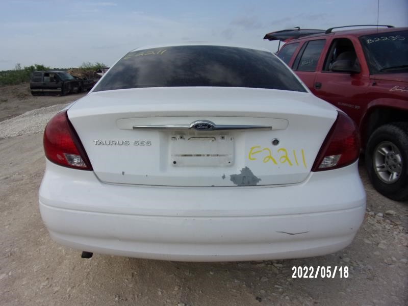 https://f005.backblazeb2.com/file/img-partshotlines-com/Inventory/EX427/Vehicle/1774_05.jpg