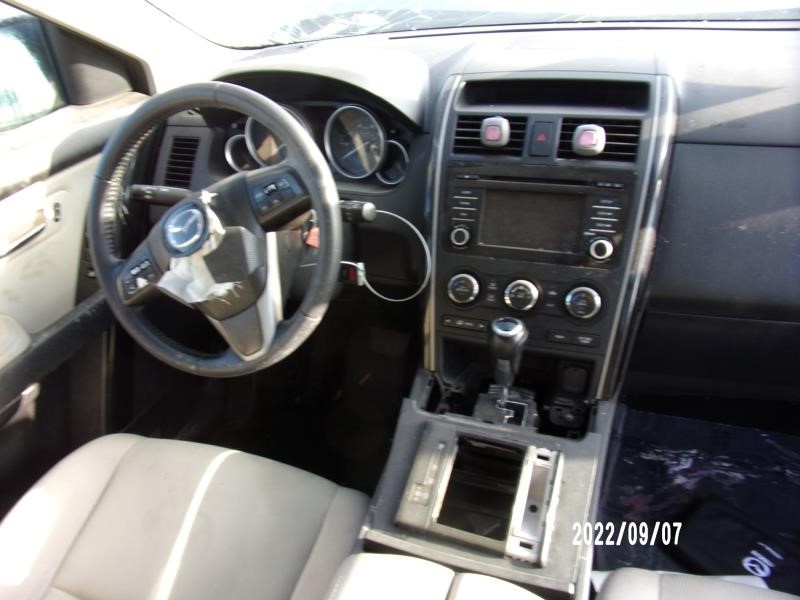https://f005.backblazeb2.com/file/img-partshotlines-com/Inventory/EX427/Vehicle/1928_08.jpg