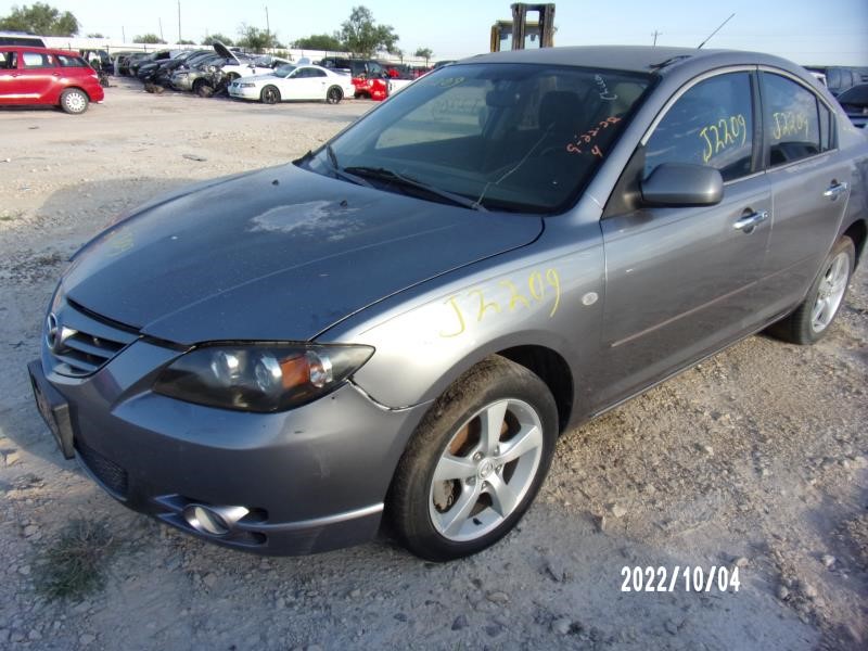 https://f005.backblazeb2.com/file/img-partshotlines-com/Inventory/EX427/Vehicle/2006_01.jpg