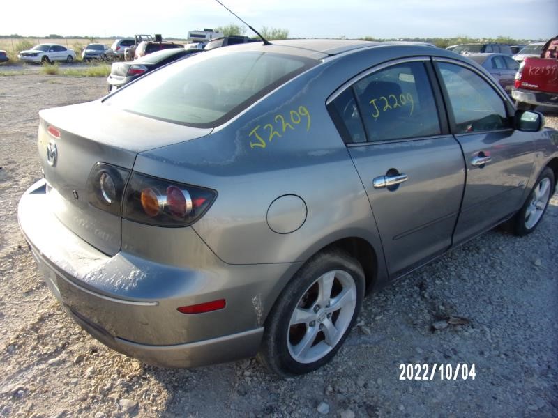 https://f005.backblazeb2.com/file/img-partshotlines-com/Inventory/EX427/Vehicle/2006_04.jpg