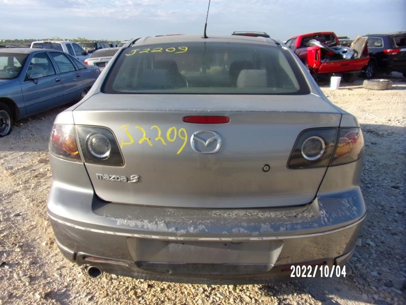 https://f005.backblazeb2.com/file/img-partshotlines-com/Inventory/EX427/Vehicle/2006_05.jpg