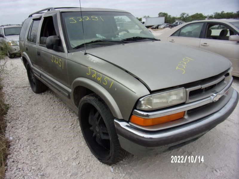 https://f005.backblazeb2.com/file/img-partshotlines-com/Inventory/EX427/Vehicle/2048_03.jpg