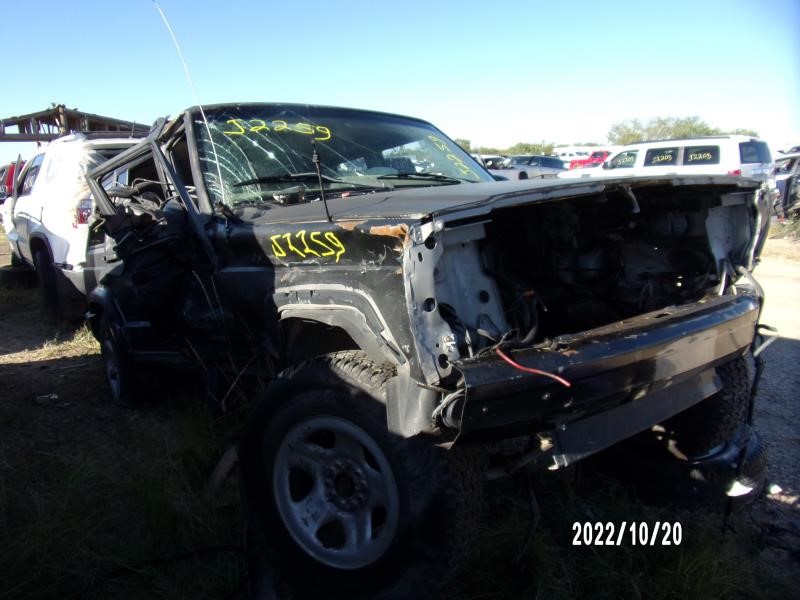 https://f005.backblazeb2.com/file/img-partshotlines-com/Inventory/EX427/Vehicle/2056_01.jpg