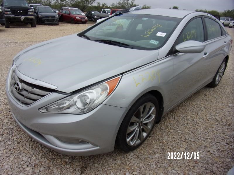 https://f005.backblazeb2.com/file/img-partshotlines-com/Inventory/EX427/Vehicle/2147_01.jpg