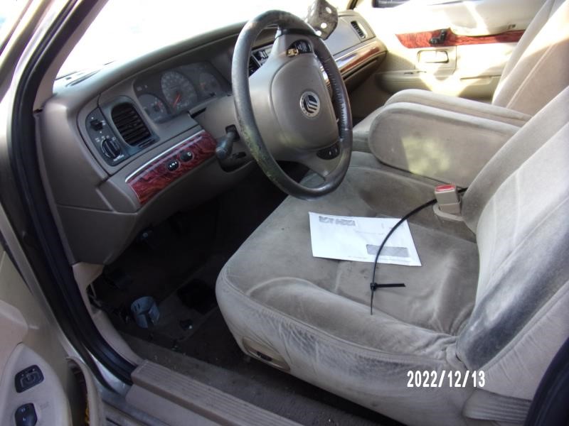 https://f005.backblazeb2.com/file/img-partshotlines-com/Inventory/EX427/Vehicle/2174_10.jpg