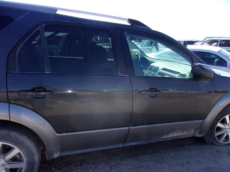 https://f005.backblazeb2.com/file/img-partshotlines-com/Inventory/EX427/Vehicle/226_08.jpg