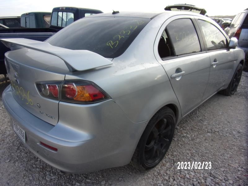 https://f005.backblazeb2.com/file/img-partshotlines-com/Inventory/EX427/Vehicle/2300_04.jpg
