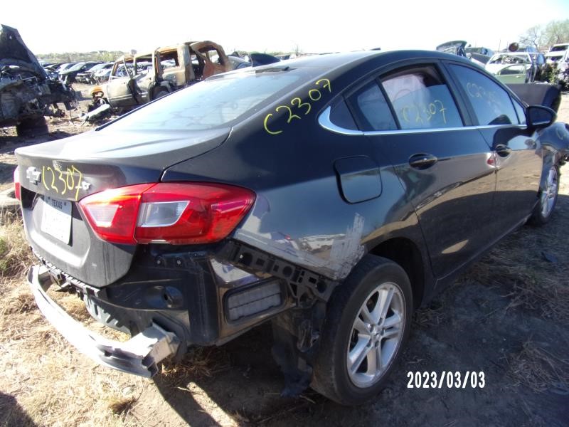 https://f005.backblazeb2.com/file/img-partshotlines-com/Inventory/EX427/Vehicle/2319_07.jpg