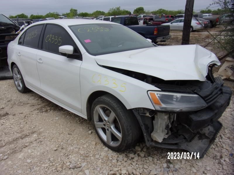 https://f005.backblazeb2.com/file/img-partshotlines-com/Inventory/EX427/Vehicle/2346_01.jpg