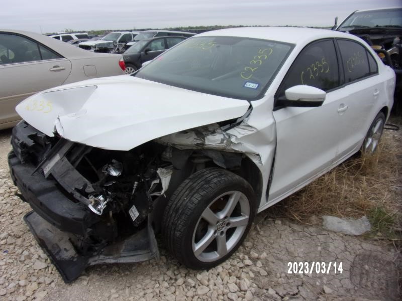 https://f005.backblazeb2.com/file/img-partshotlines-com/Inventory/EX427/Vehicle/2346_03.jpg