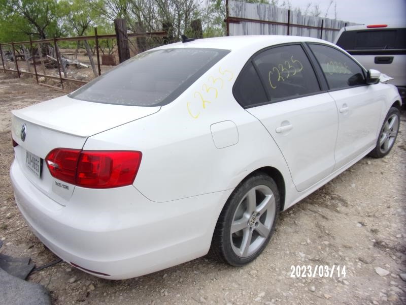 https://f005.backblazeb2.com/file/img-partshotlines-com/Inventory/EX427/Vehicle/2346_07.jpg