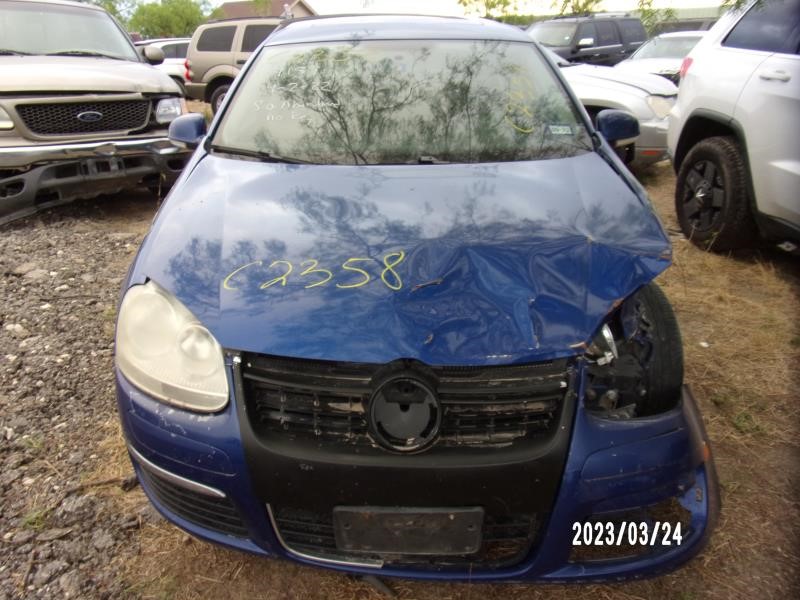 https://f005.backblazeb2.com/file/img-partshotlines-com/Inventory/EX427/Vehicle/2370_02.jpg