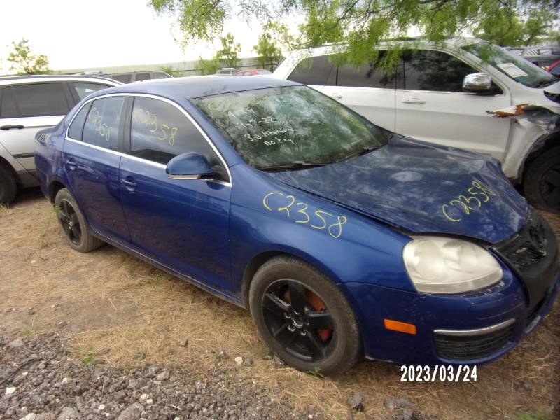 https://f005.backblazeb2.com/file/img-partshotlines-com/Inventory/EX427/Vehicle/2370_03.jpg