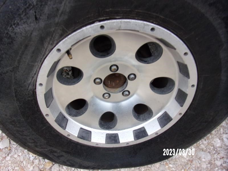 https://f005.backblazeb2.com/file/img-partshotlines-com/Inventory/EX427/Vehicle/2377_12.jpg